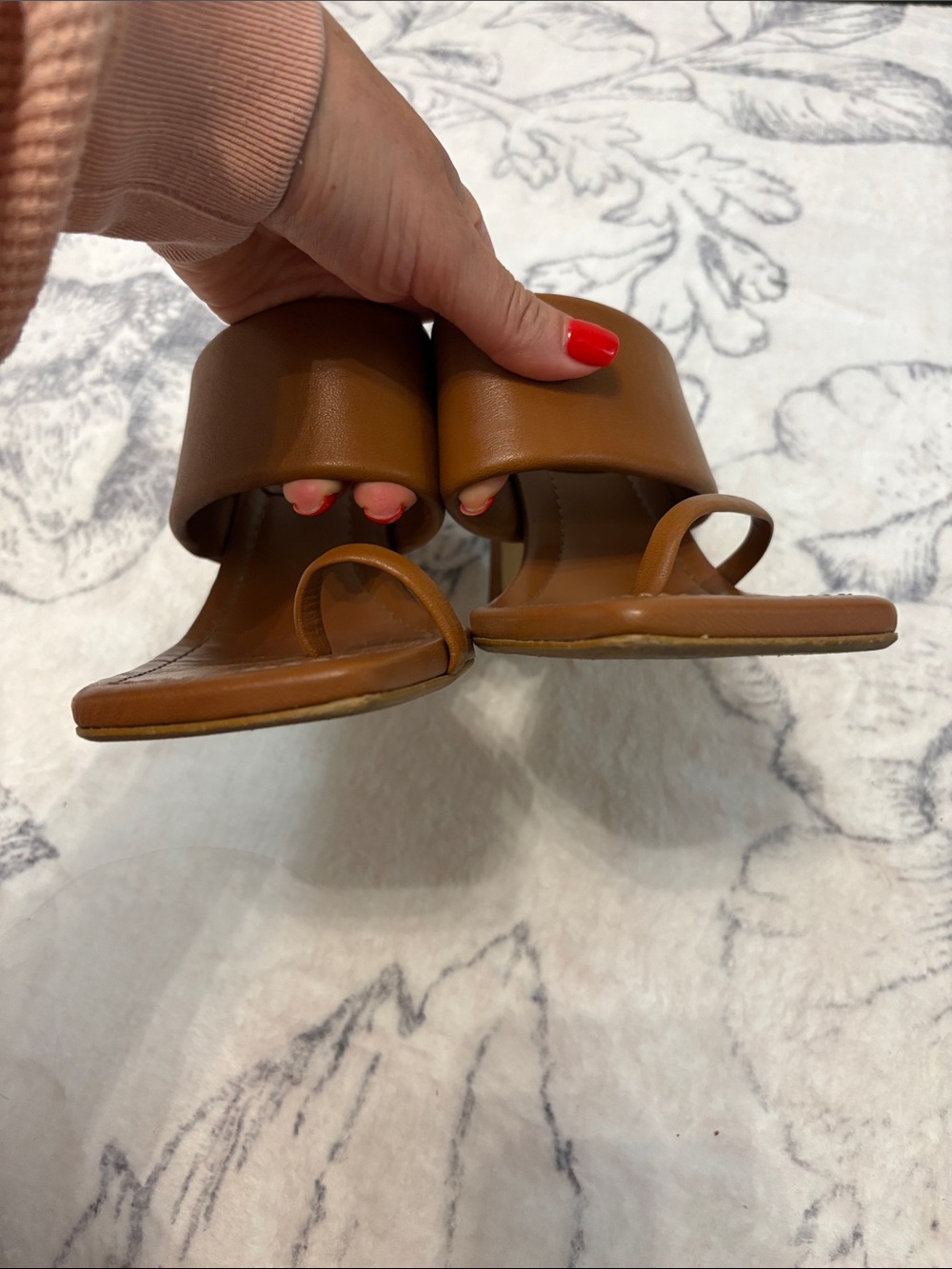 Zara Women’s Tan Leather Square-Toe heeled Sandals - Picture 8 of 9